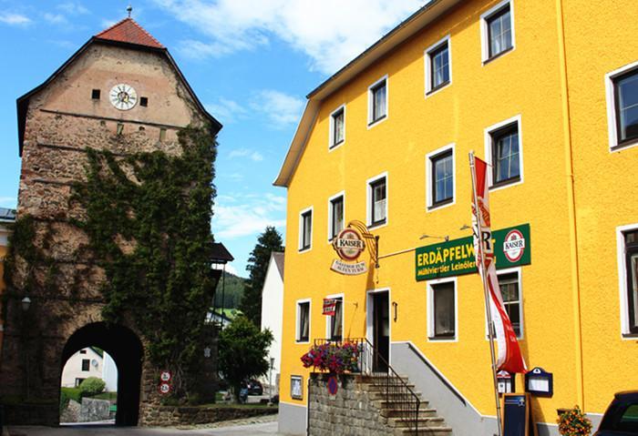 Haslach an der Mühl Gasthof 'Zum Alten Turm' מראה חיצוני תמונה